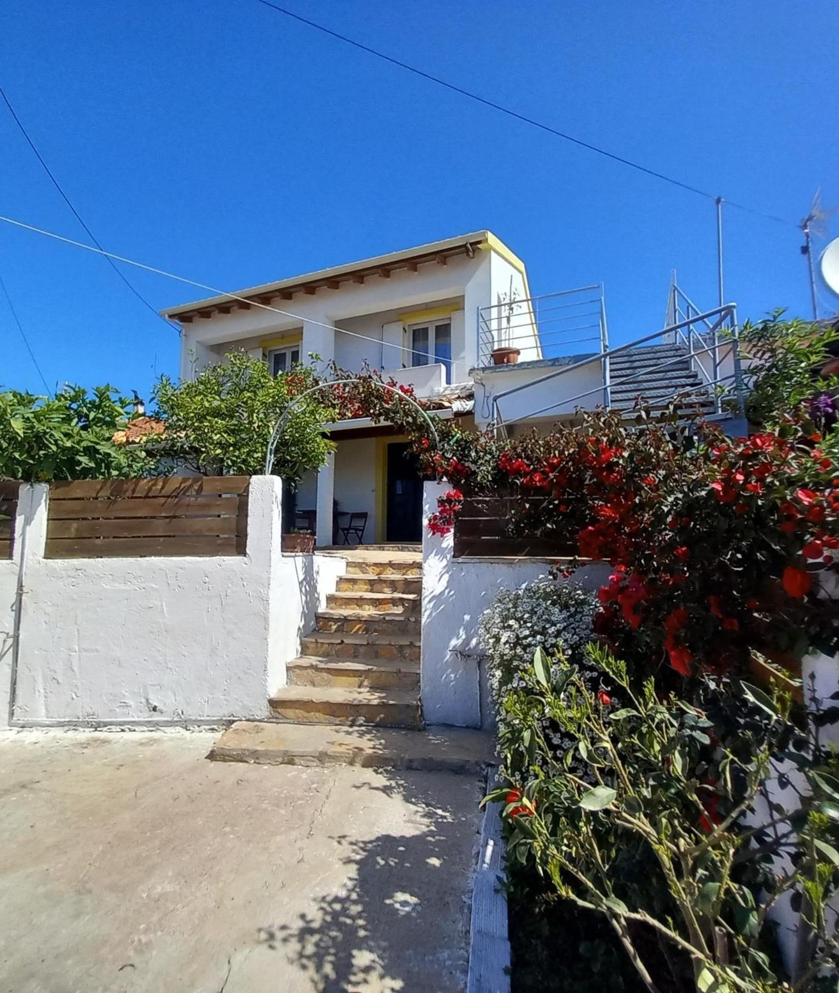 Villa Theo Marathiás Exterior photo